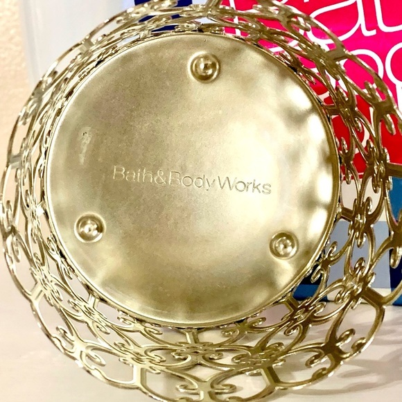 Bath and body works Candle holder - Picture 2 of 5